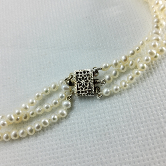 Pearlfection Triple Strand - Picture 5 of 9